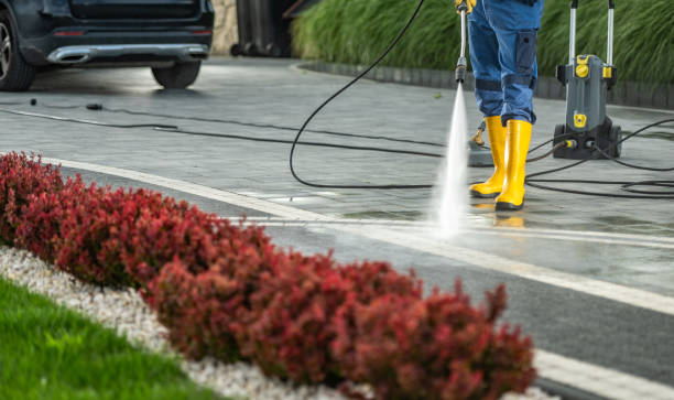 Best Garage Pressure Washing  in Melvindale, MI